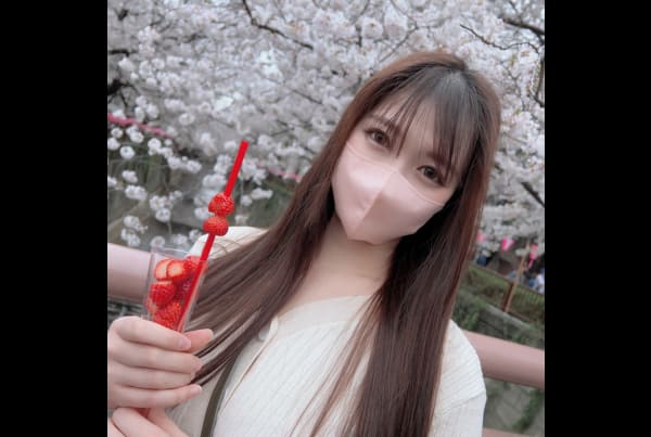 [FC2PPV-3280152] First Shooting / Appearance! ! 3 Days Limited 1980pt! ! Exhausted From Working All Night, She Went To See Cherry Blossoms With A Big-Breasted Nurse. !